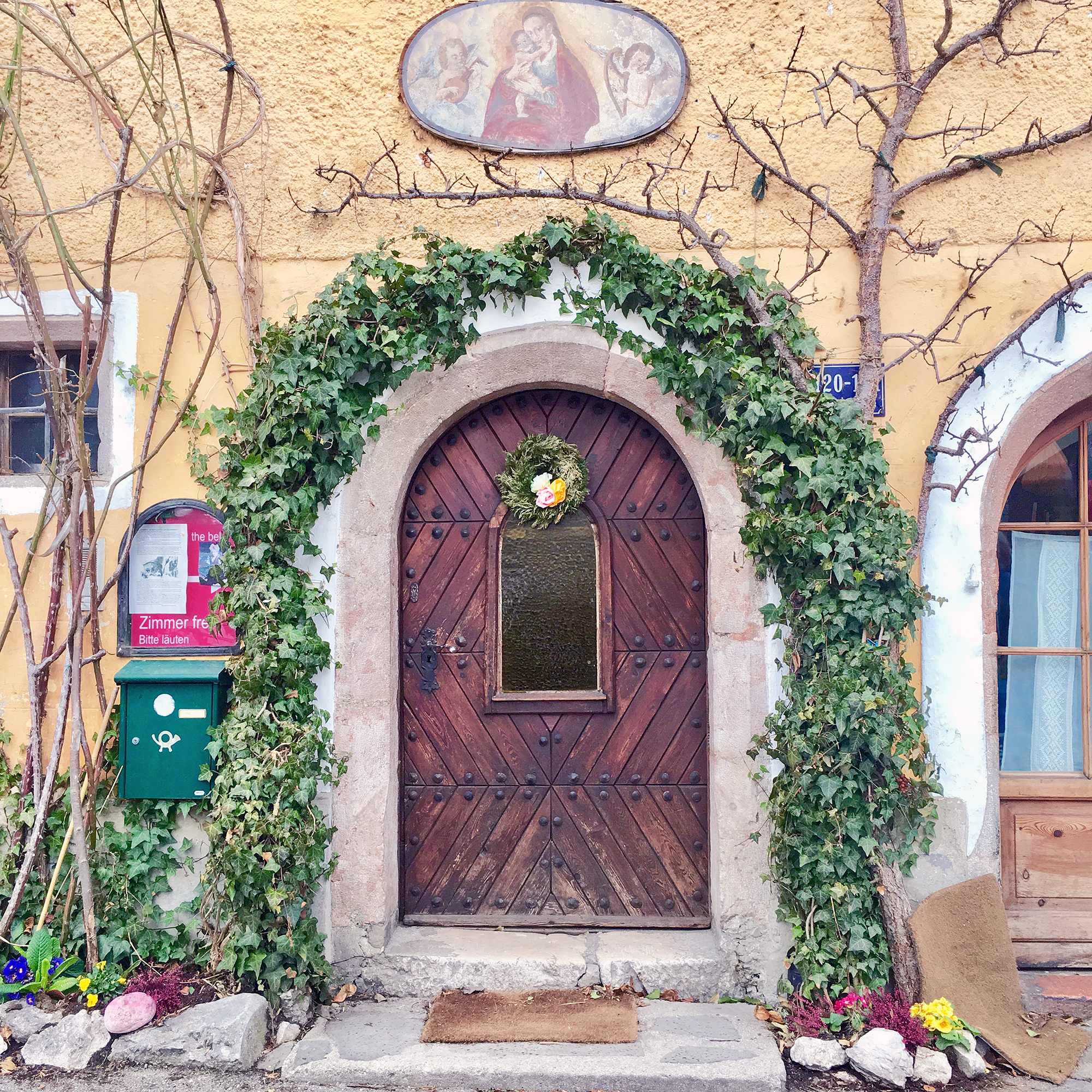 #doorsofinstagram: Hallstatt