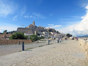 13 reasons why: Insider-Tipps für Ibiza – 13 Ideen für jeden Urlaubstyp