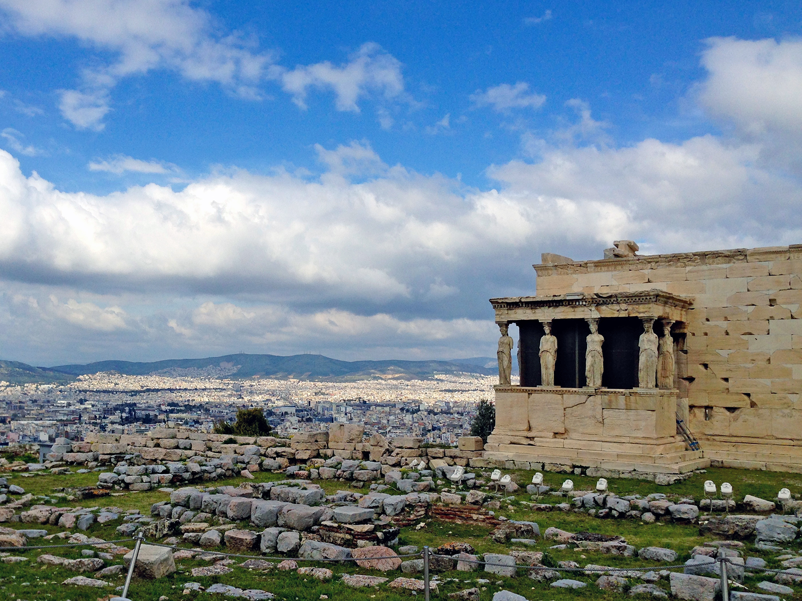 Von A wie Akropolis bis Z wie Zeustempel: 7 Orte in Athen, die man unbedingt sehen muss