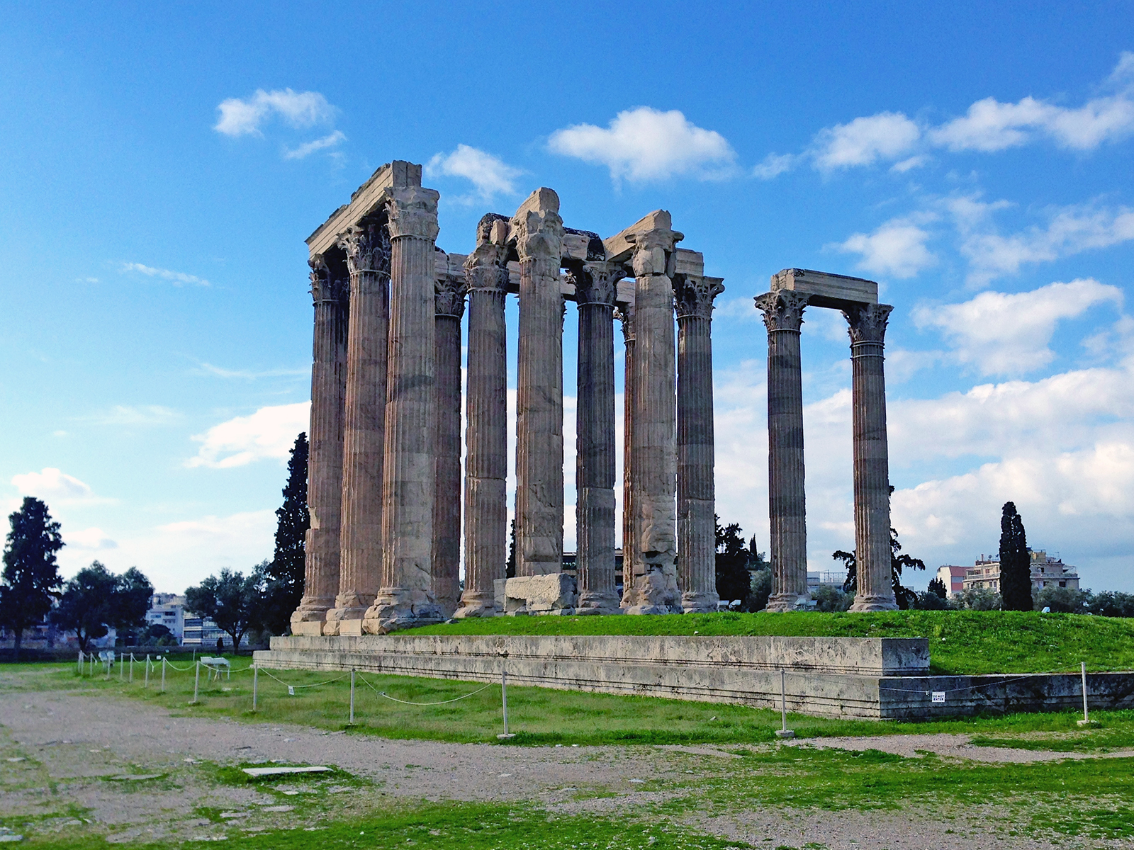 Von A wie Akropolis bis Z wie Zeustempel: 7 Orte in Athen, die man unbedingt sehen muss