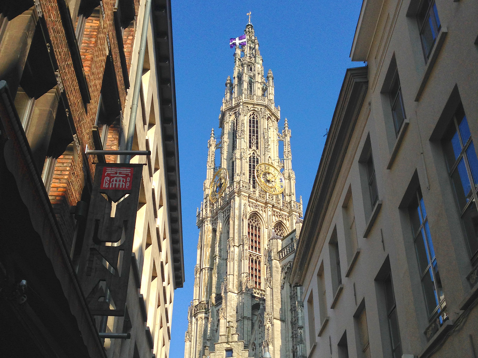 Flandern für Fortgeschrittene: Antwerpen zwischen Fashionweek und Rotlichtviertel