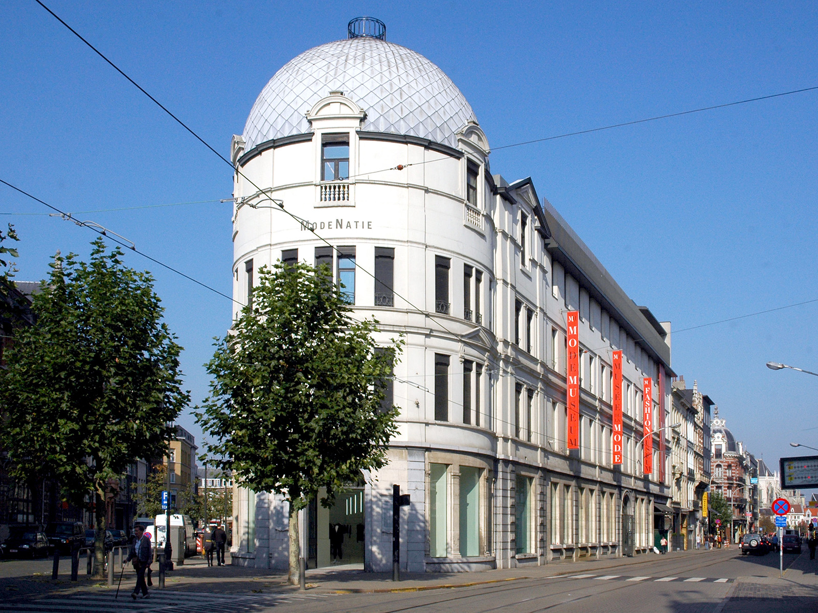 Flandern für Fortgeschrittene: Antwerpen zwischen Fashionweek und Rotlichtviertel Flandern für Fortgeschrittene: Antwerpen zwischen Fashionweek und Rotlichtviertel