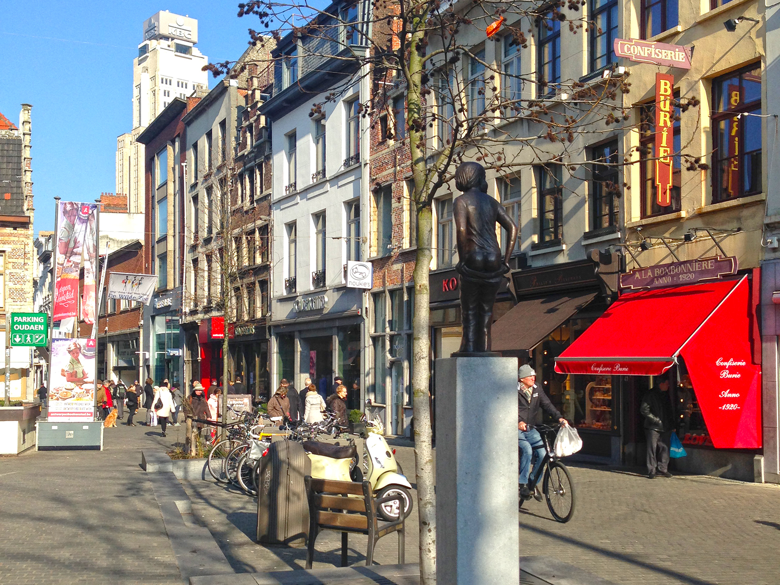 Flandern für Fortgeschrittene: Antwerpen zwischen Fashionweek und Rotlichtviertel