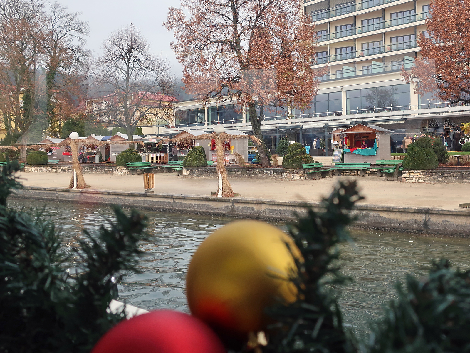 Christkindlmärkte in Kärnten: Schwimmender Advent am Wörthersee