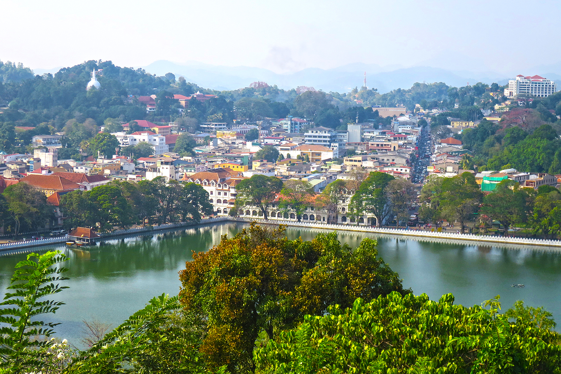 Hauptstadt im Hochland von Sri Lanka: 10 Dinge, die man in Kandy erleben muss