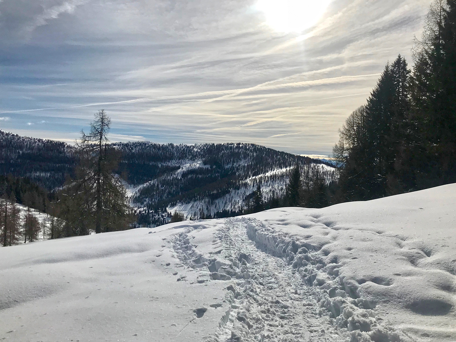 Schneeschuh-Abenteuer für Anfänger: 9 Tipps fürs sichere Schneeschuhwandern