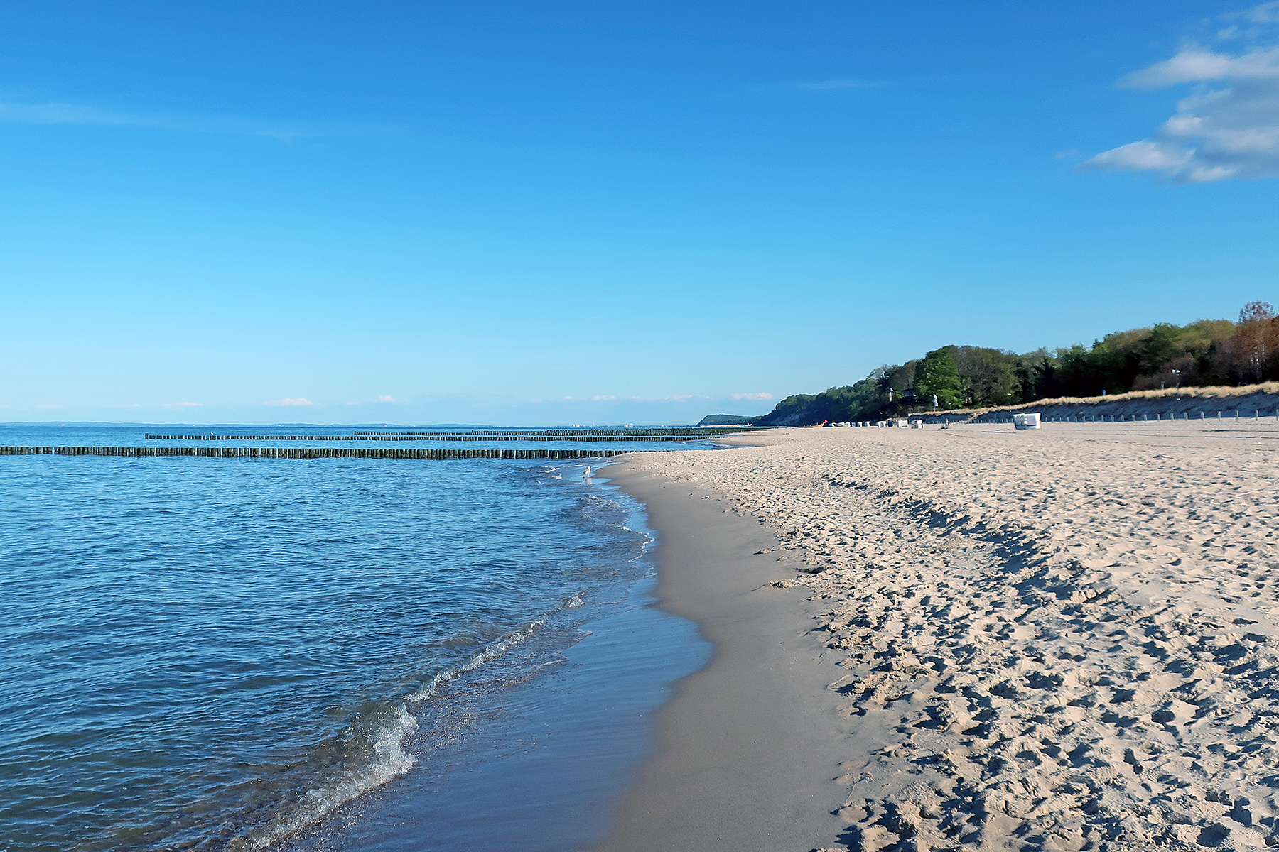 Bernsteinbäder Usedom: Wo die Ostsee schäumt und der Bernstein schwimmt