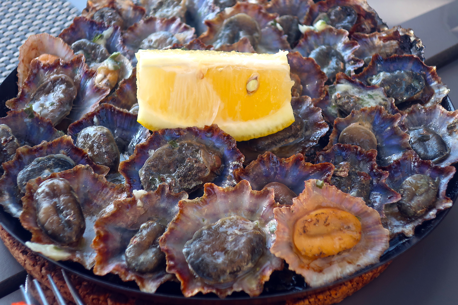 Food-Guide Madeira: 16 Spezialitäten, die man im Urlaub auf Madeira kosten muss