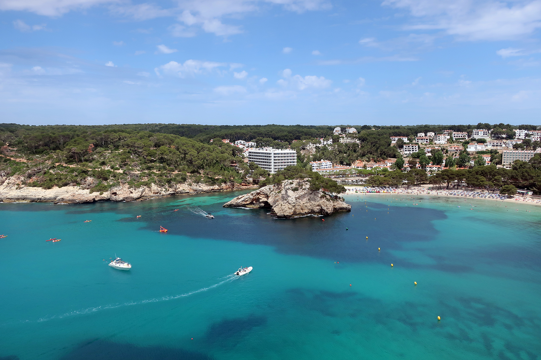 Familienurlaub auf Menorca: 5 Highlights, die Familien auf Menorca erleben müssen 