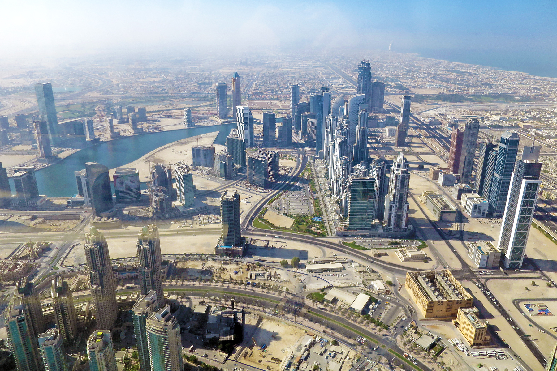 Dubai, Stadt der Superlative: Großspurige Glitzerwelt im Sand