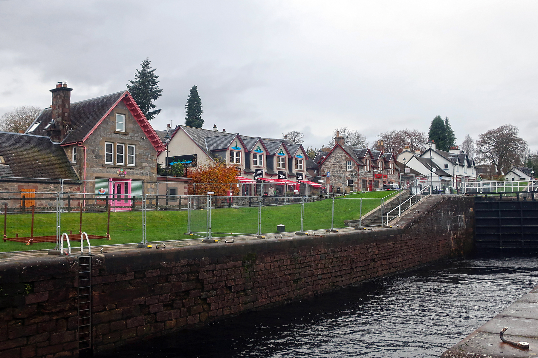 Die besten Stopps & Sehenswürdigkeiten rund um den Loch Ness
