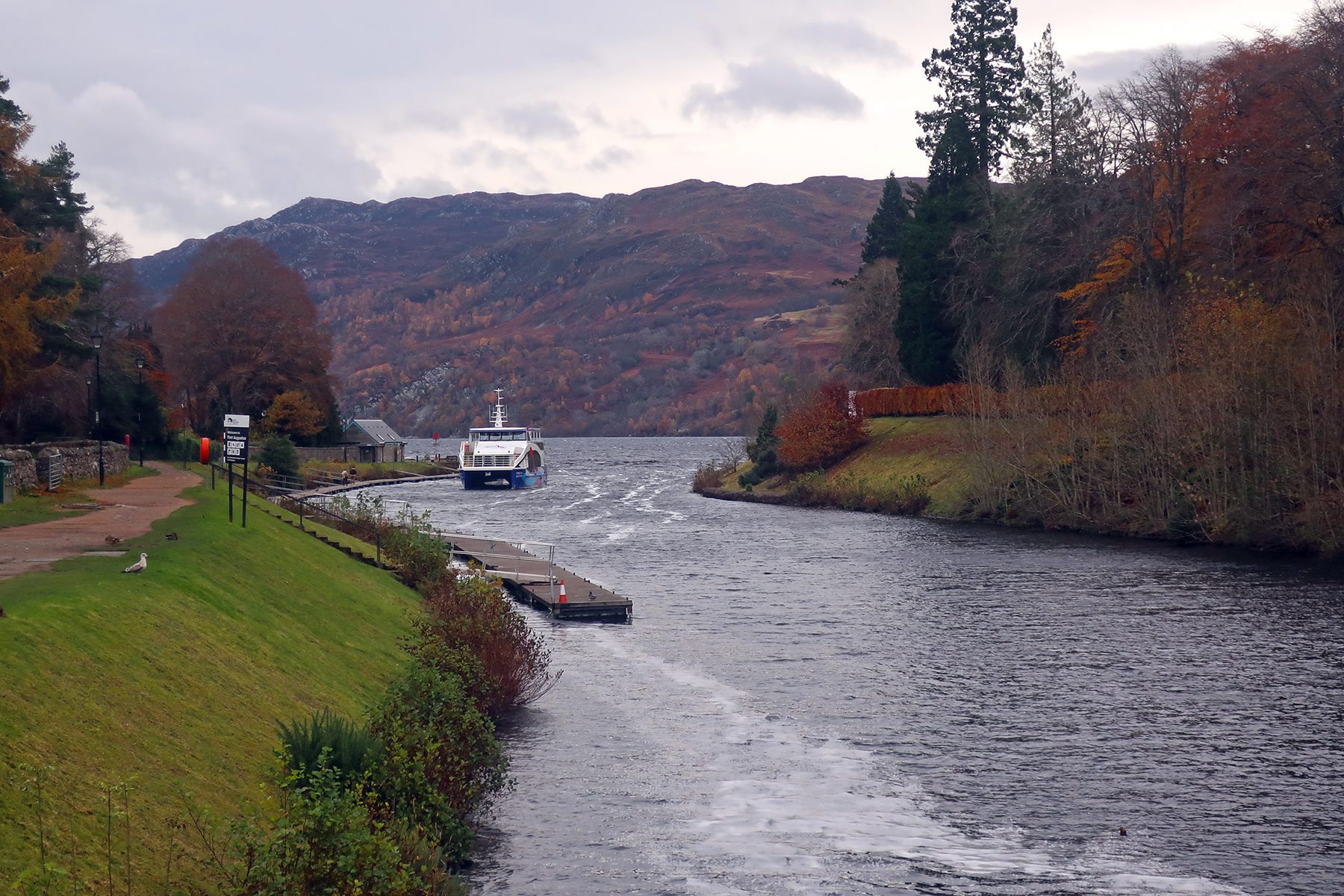 Die besten Stopps & Sehenswürdigkeiten rund um den Loch Ness