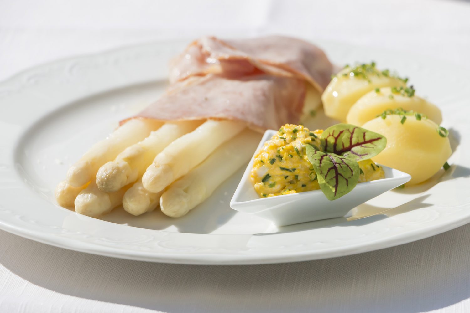 Südtiroler Speisekarte: Spezialitäten aus Südtirol, die man im Urlaub kosten muss