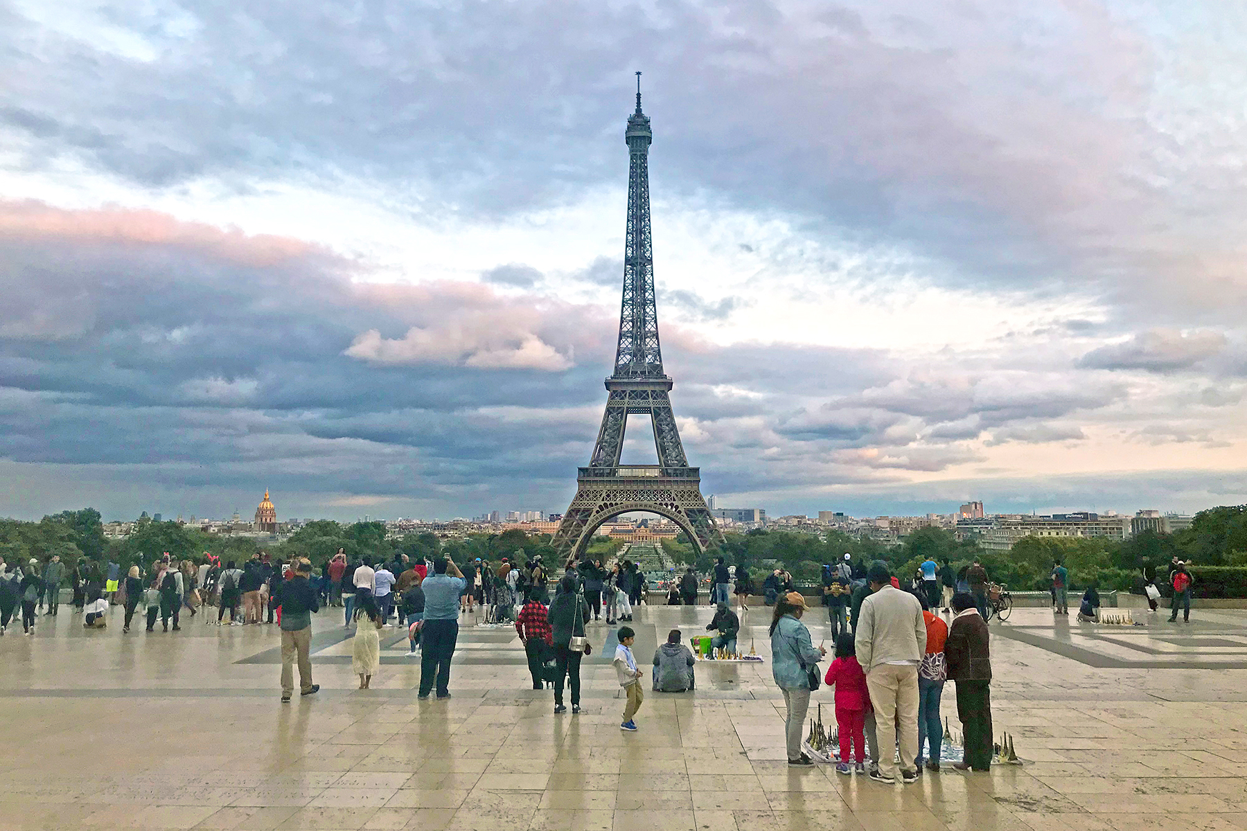Drehorte Emily in Paris: 23 Orte, wo die Netflix-Serie „Emily in Paris“ gedreht wurde